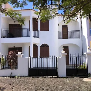 https://tarrafal-7110.cape-verdehotels.com