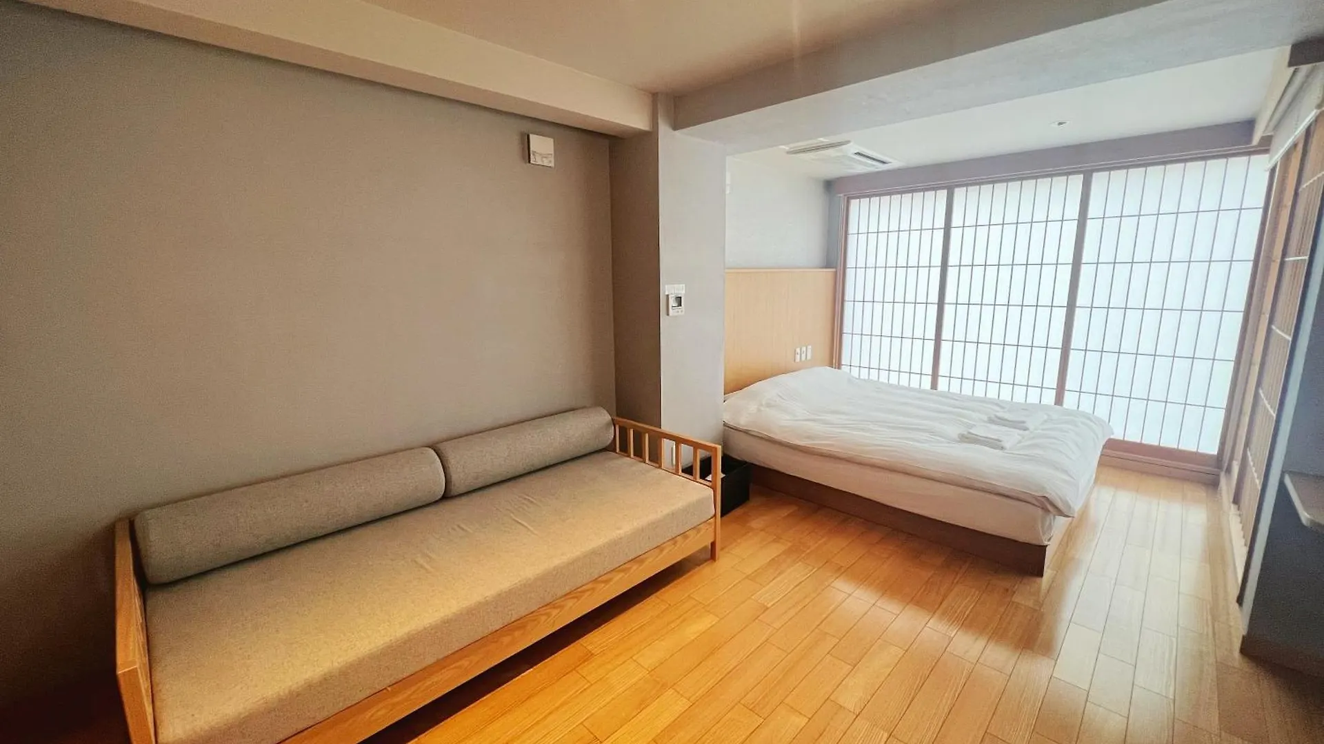Nplus Tokyo Akihabara Premium Hotel