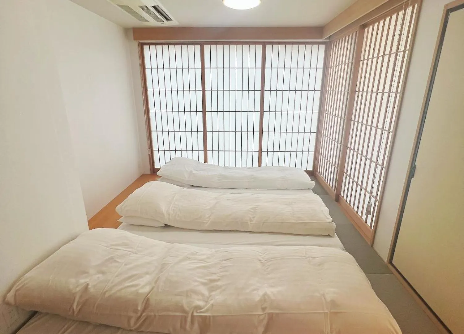 Nplus Tokyo Akihabara Premium Hotel