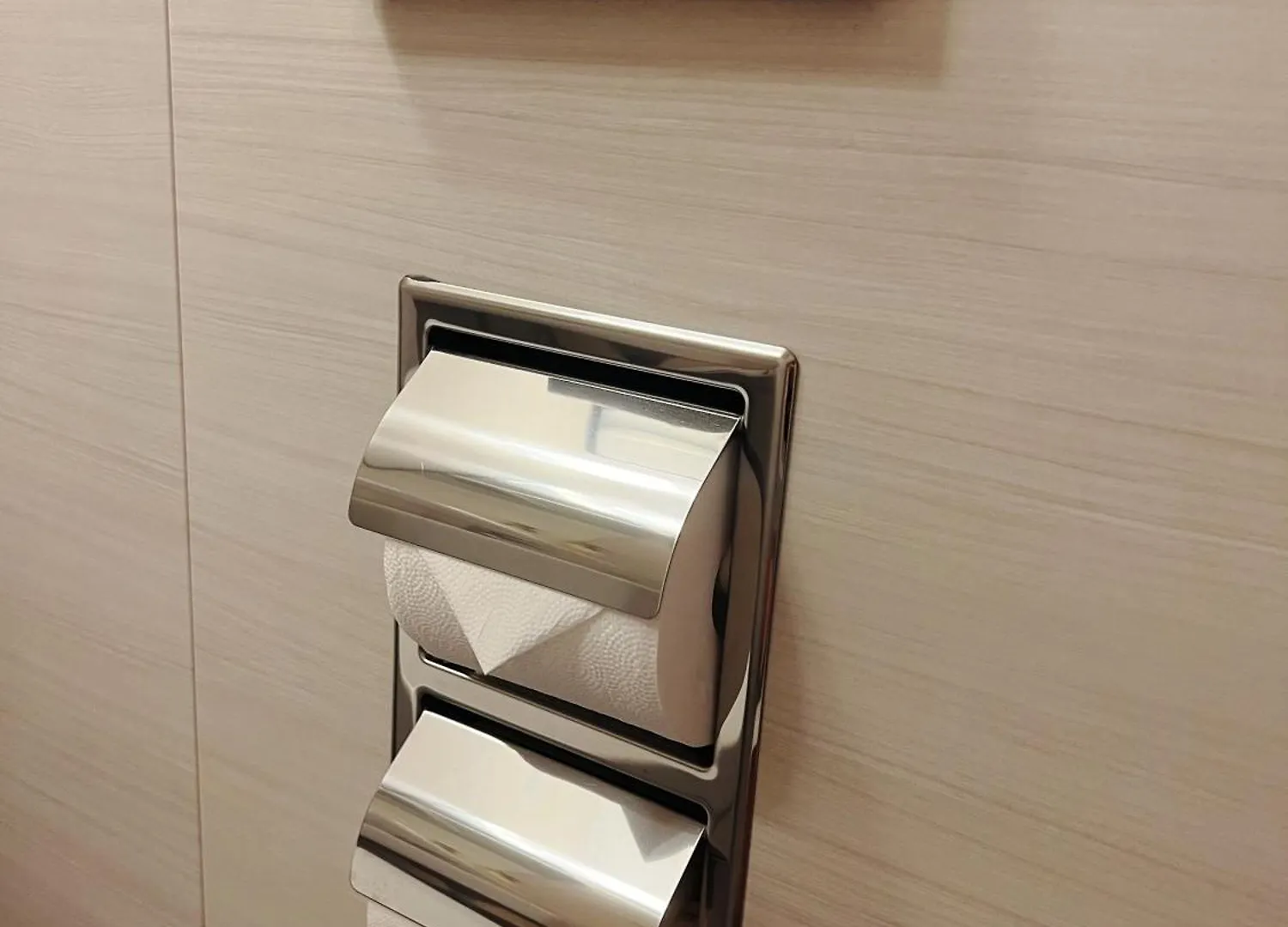 Nplus Tokyo Akihabara Premium